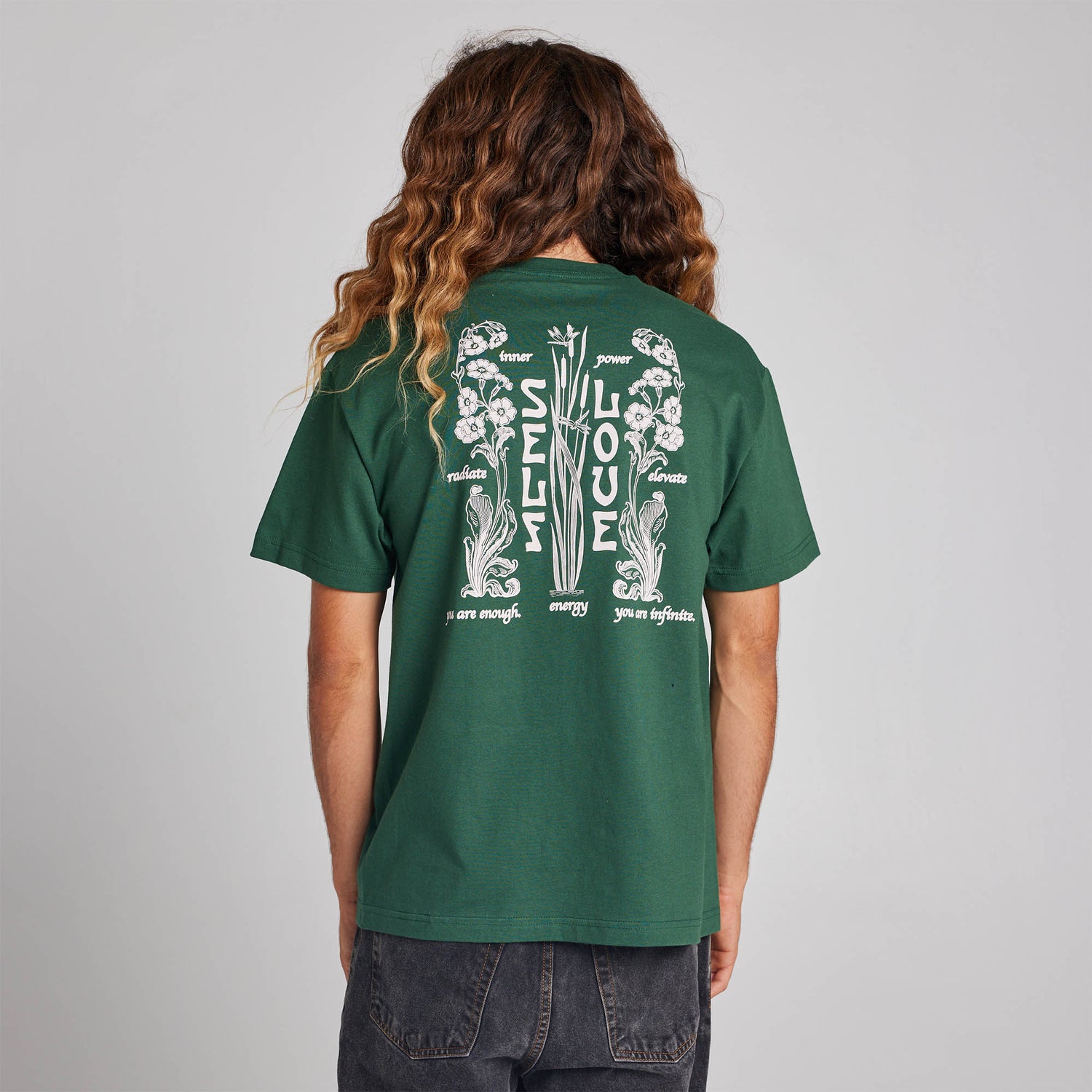 ELEVATE TEE - FOREST GREEN